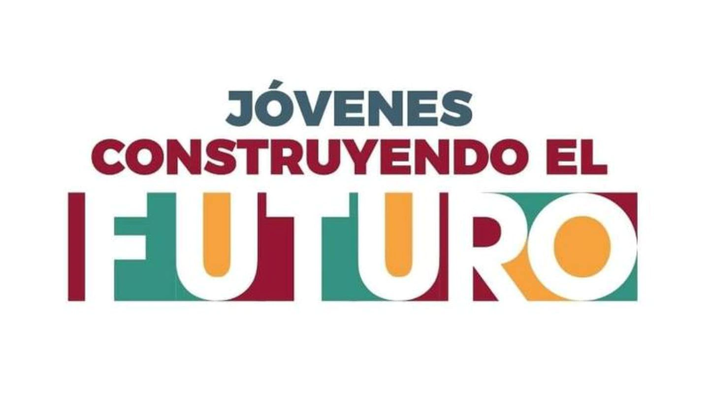 jóvenes construyendo el futuro