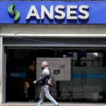 Entrada a una oficina de ANSES