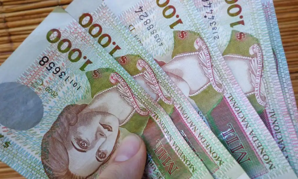 Billetes 1000 pesos uruguayos
