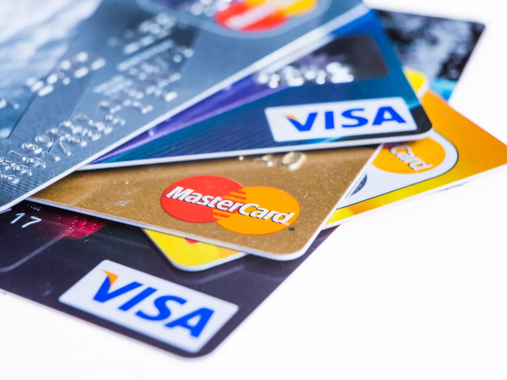 Tarjetas de crédito Mastercard y Visa