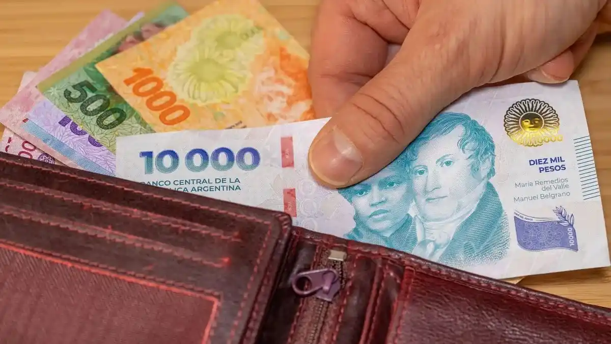Los aumentos de agosto tendrán un impacto en el bolsillo de la población
